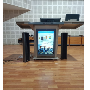 Display Podium with 32 inch Front Screen